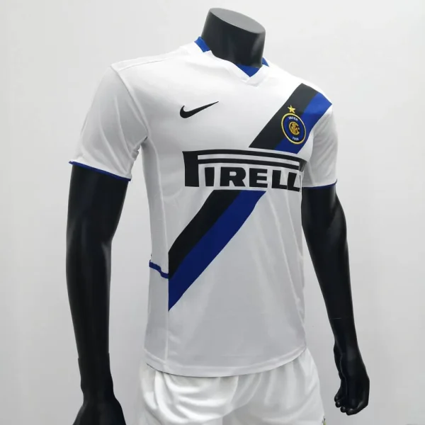 Inter Milan 2002/03 Away Retro Jersey