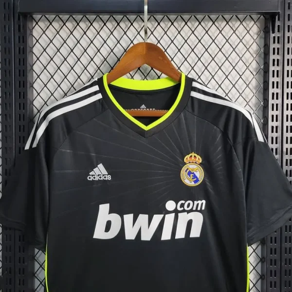 Real Madrid 2010/11 Away Retro Jersey